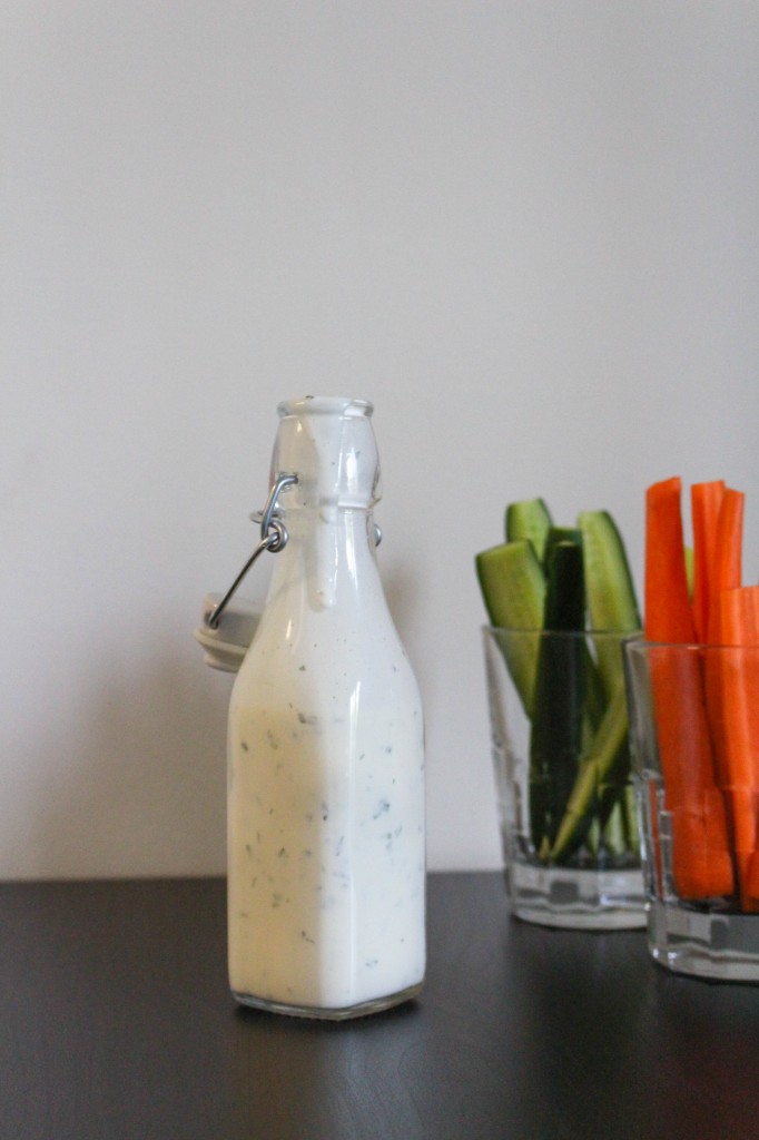 Homemade Ranch Dressing via RDelicious Kitchen @rdkitchen